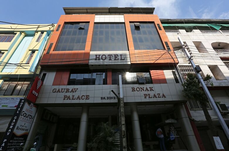 Oyo 24646 Hotel Gaurav Palace