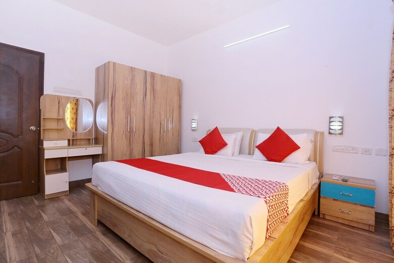 Hotel Oyo 24200 Bahri Beautiful Country
