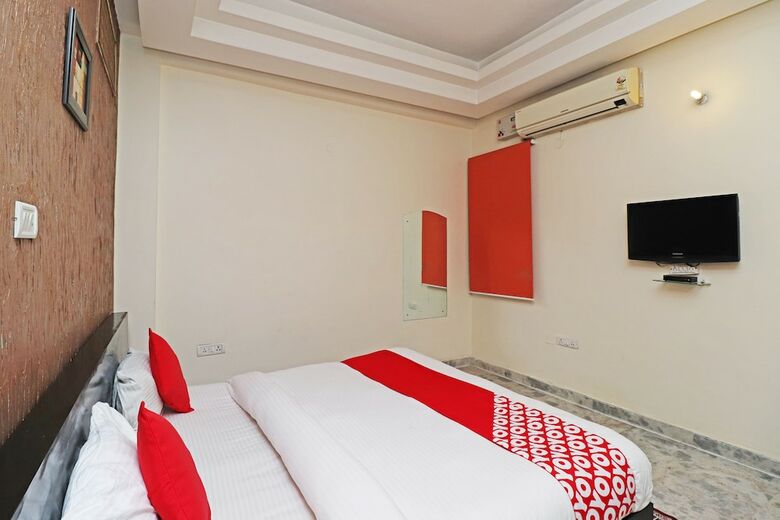 Oyo 29008 Mannat Residency Hotel