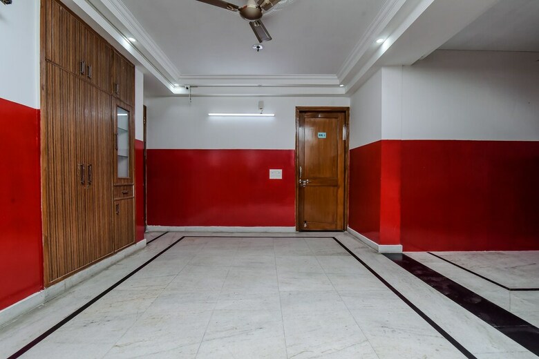Hotel Oyo 18434 Shiva Inn