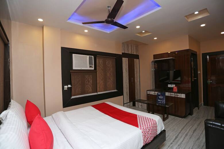 Hotel Oyo 15578 Dora House