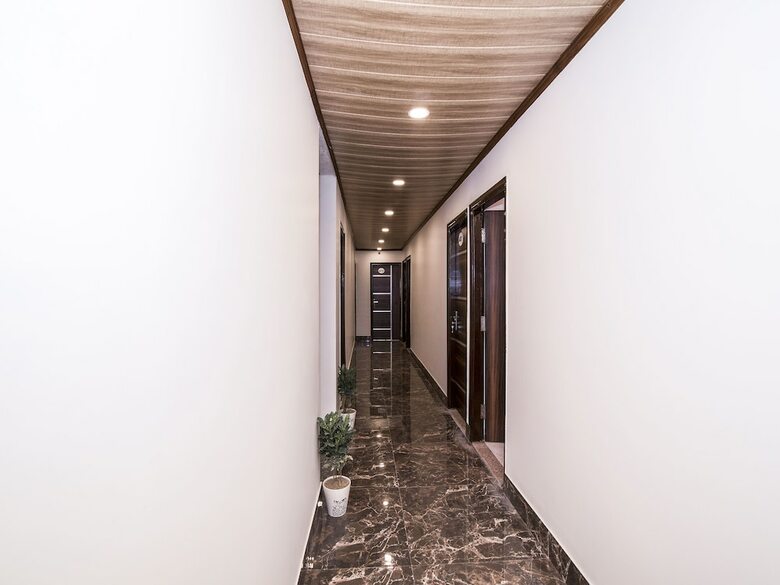 Hotel Oyo 14896 City Galaxy Inn