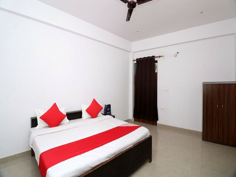 Hotel Oyo 23165 Raghav Resort