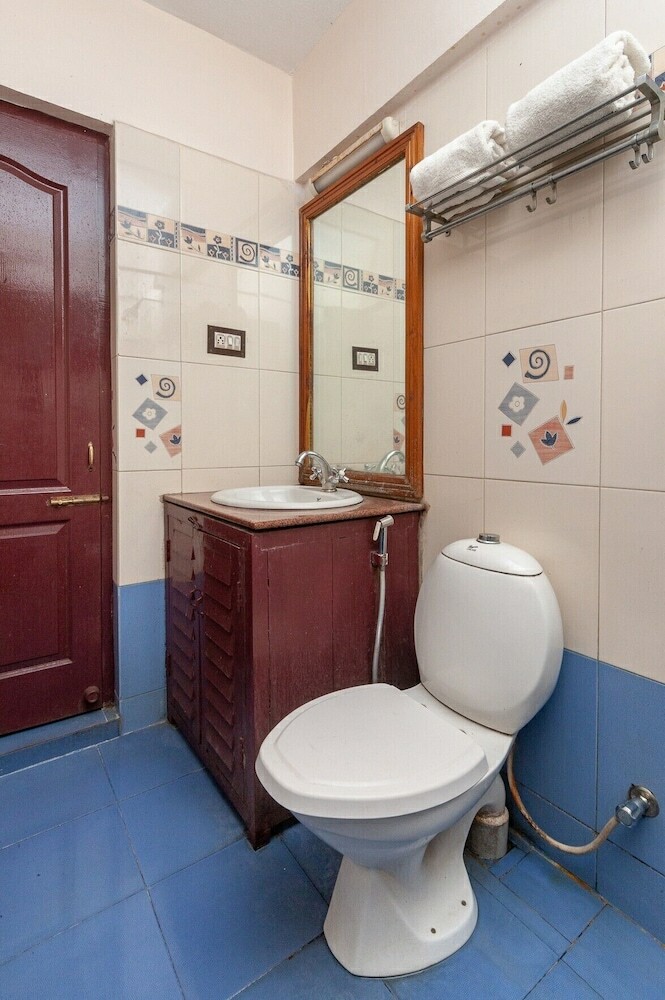 Oyo 27809 Hotel Ganapathy Garden