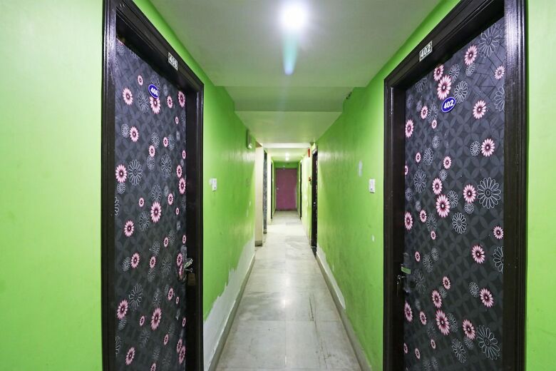 Hotel Oyo 16627 Xpress Inn