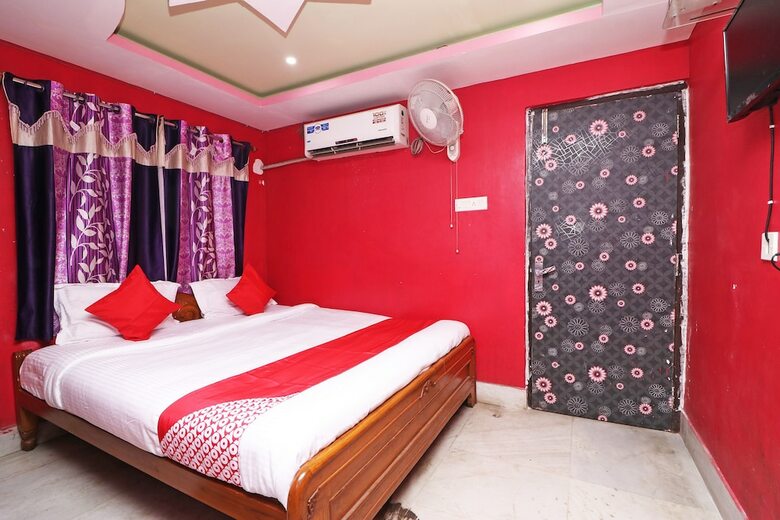 Hotel Oyo 16627 Xpress Inn