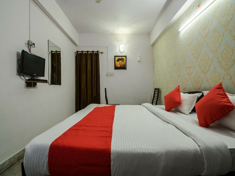 Hotel Oyo 22886 Virasat