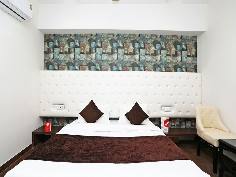 Oyo 2616 Hotel Golden Sand