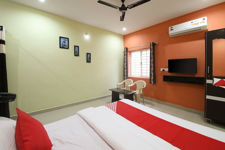 Hotel Oyo 18969 H3 Rooms