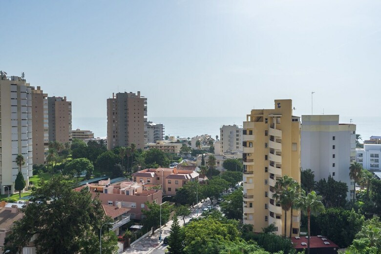 Apartamentos Malagasuite Beach Solarium & Pool