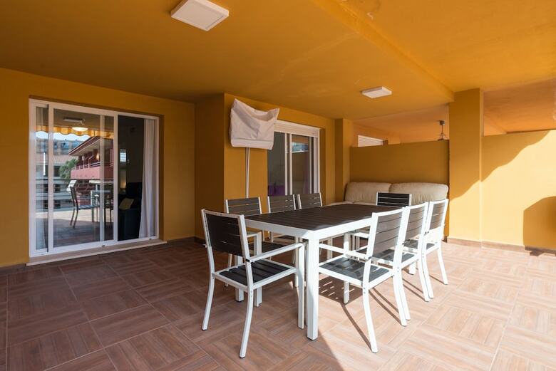 Apartamentos Malagasuite Beach & Sun