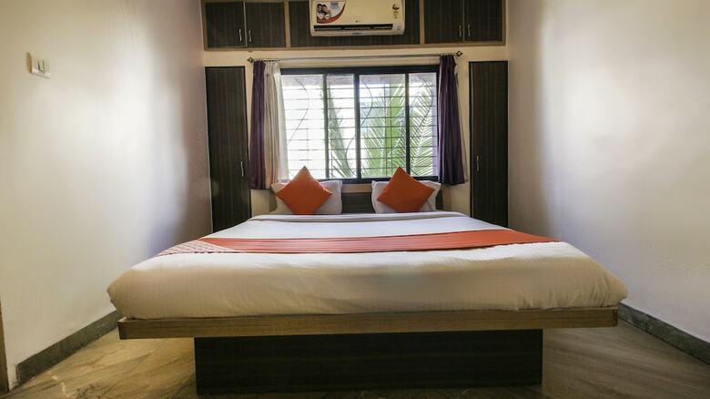 Oyo 22999 Hotel Kandil