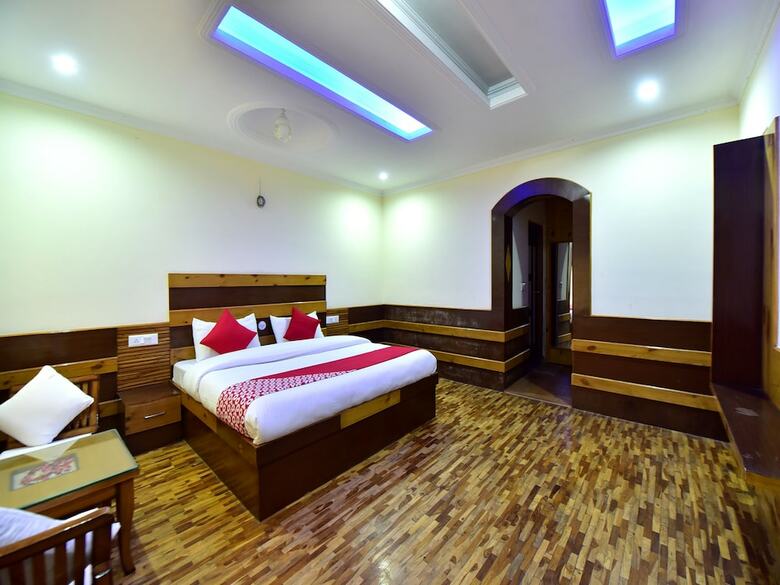 Hotel Oyo 22347 Hilltop Resorts