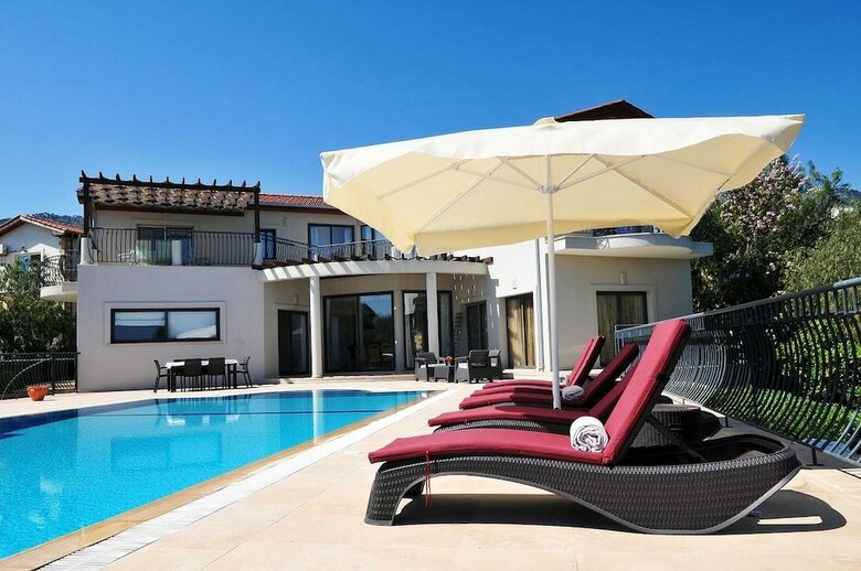 Villa Amelia By Amy Villas