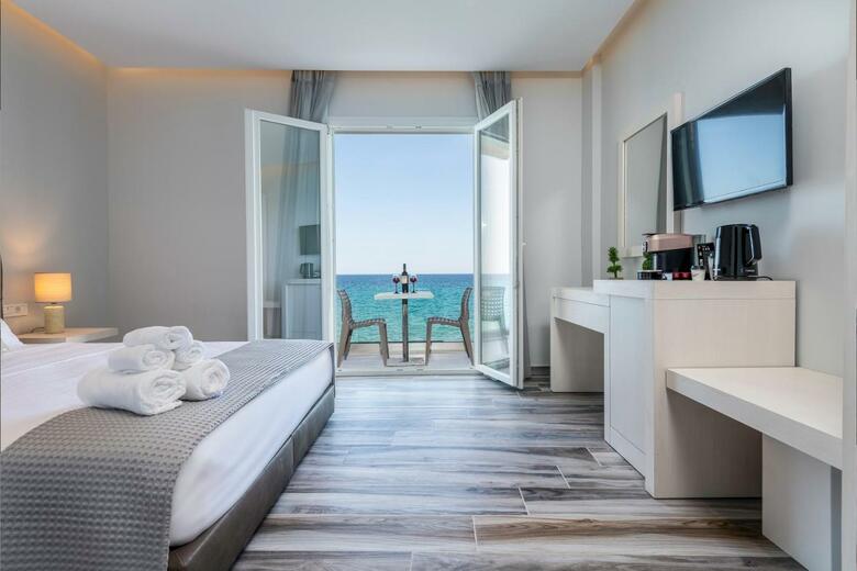 Hotel Kyma Rooms & Suites