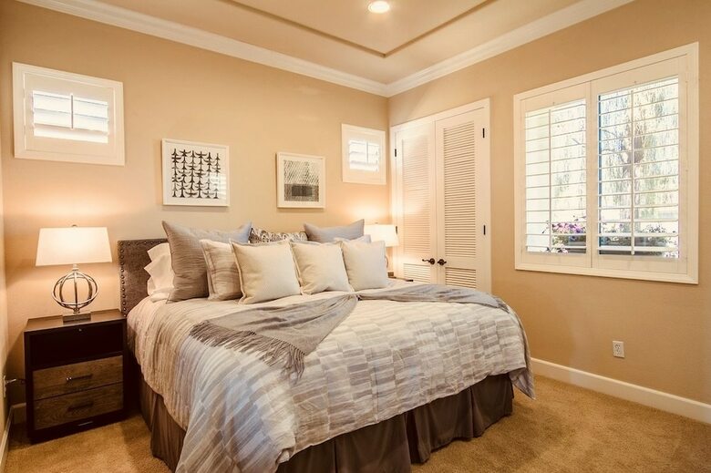 Hostal Gentle Breeze - Six Bedroom Home