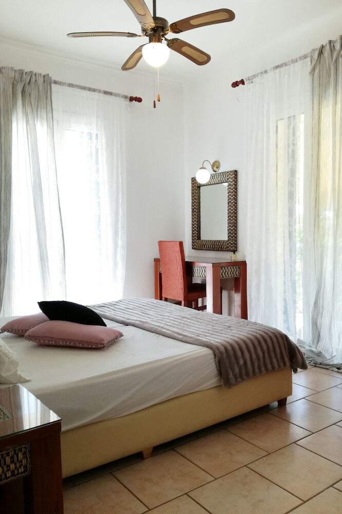 Hotel Lilly Seaside Homes