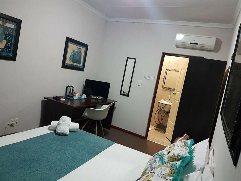 Hotel Izinga Guest House