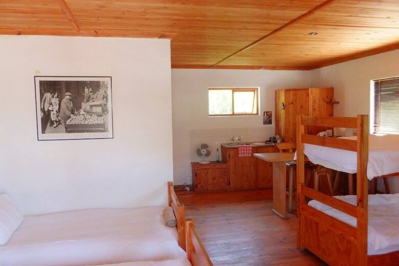 Hostal Barrydale Backpackers And Dung Beetle - Hostel