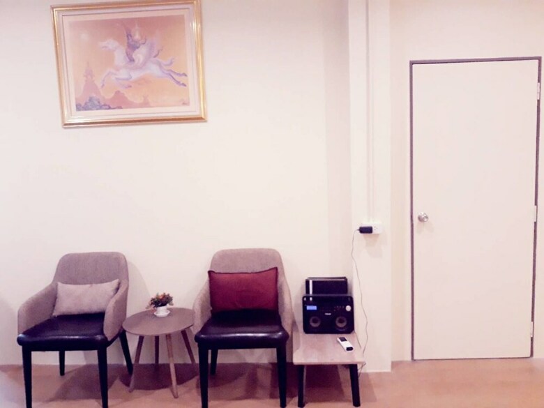 Hostal Sleep Cafe @ Hidee 24/7 Hostel