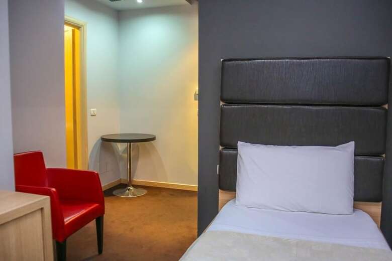 Hotel Vila Aeroport