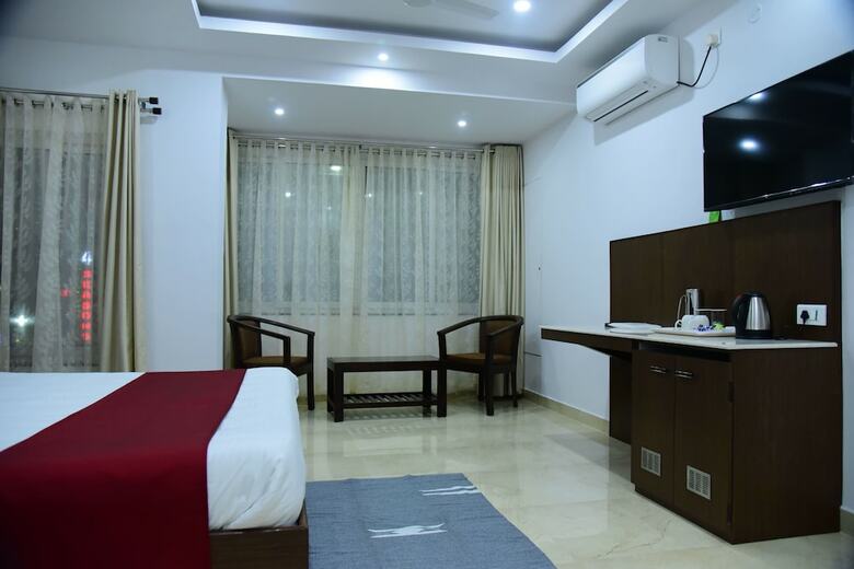 Hotel Debadaru Guest House
