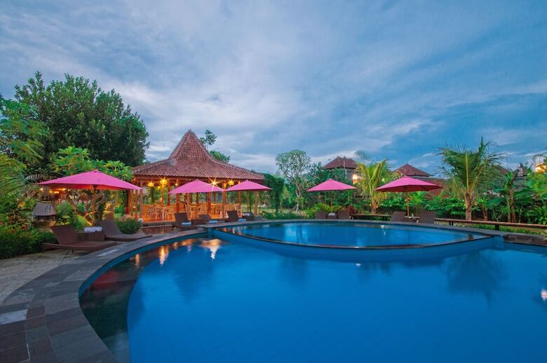 Hotel Uma Dawa Resort And Spa