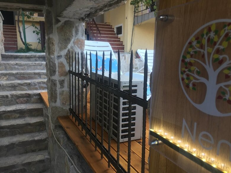 Hotel Neni Apartments