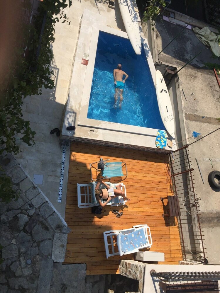 Hotel Neni Apartments