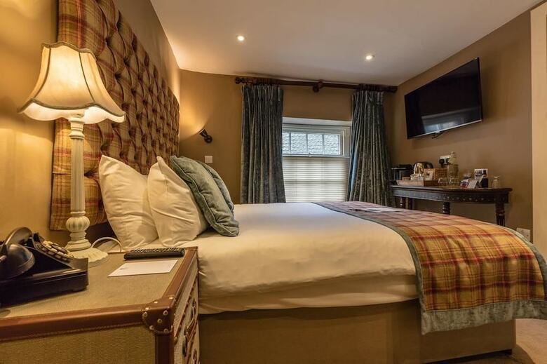 Hotel The Bell At Stow