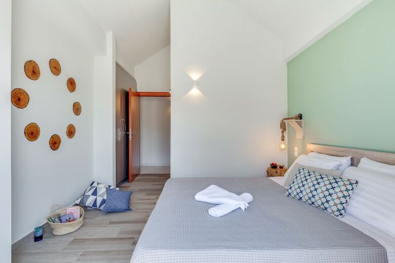Apartamentos Ikia Aretousa
