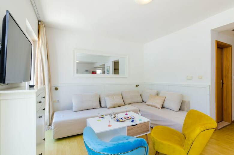 Aparthotel Villa Leona V2