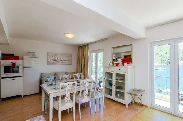 Aparthotel Villa Leona V2