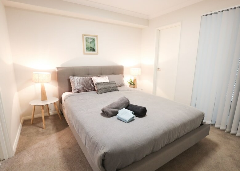 Aparthotel Lakeview Suites