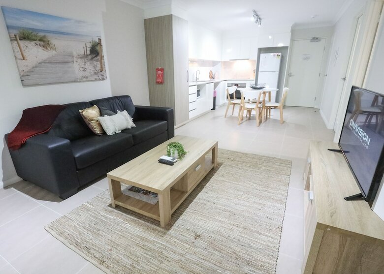 Aparthotel Lakeview Suites
