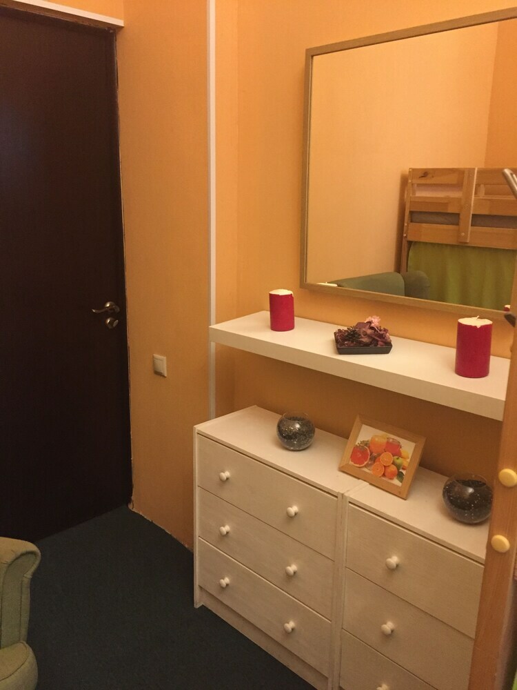 Hostal Orange Hostel