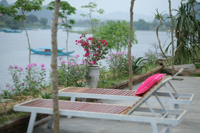 Hotel Restful River Bungalow