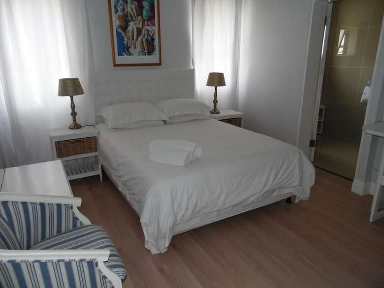 Hotel Albatross Guest House