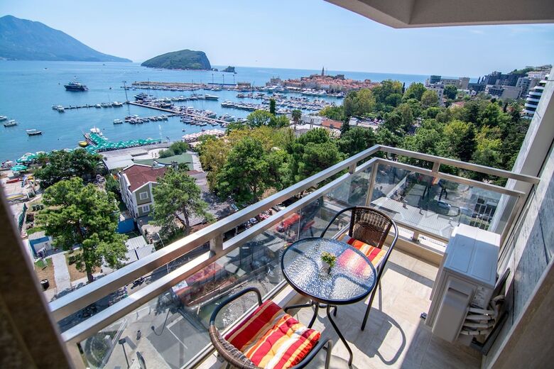 Apartamentos Stay In Budva 1