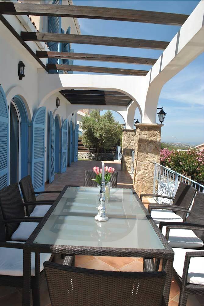 Villa La Casa By Amy Villas