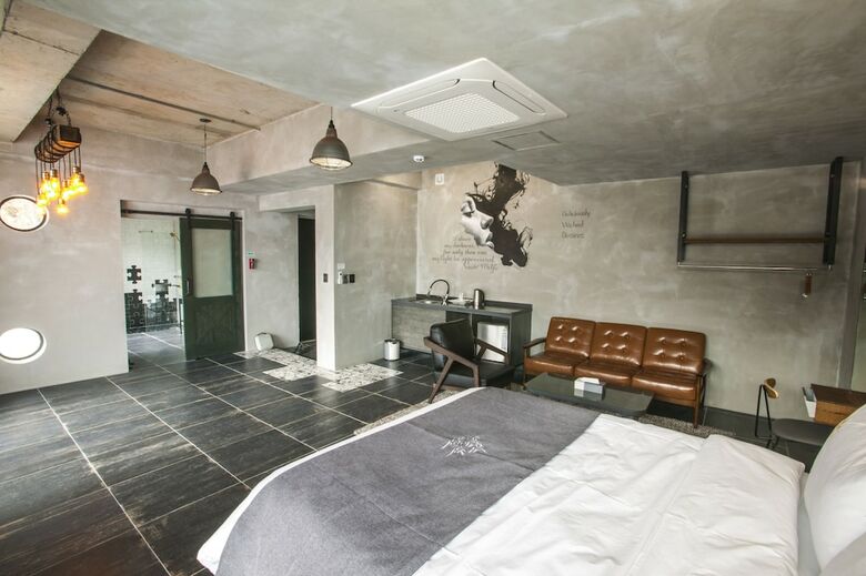 Hotel Yeosoo Art Land
