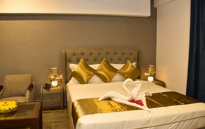 Silver Oak Hotel Mysuru