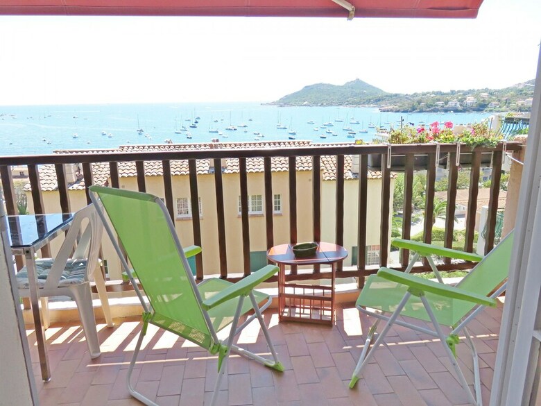Apartamento Agay Appartement Deux Pi�ces Vue Mer