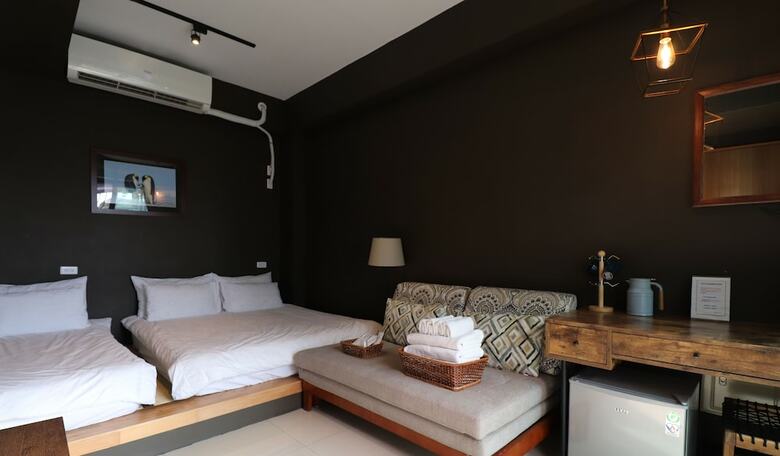 Hotel Song Qian Brigade