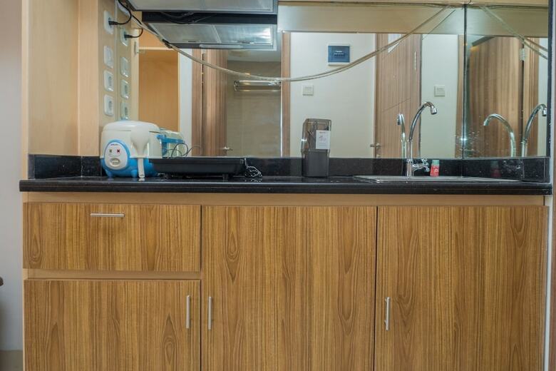 Simply Studio Apartment At Galeri Ciumbuleuit 3