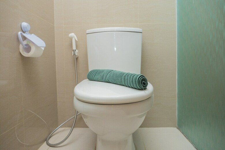 Simply Studio Apartment At Galeri Ciumbuleuit 3