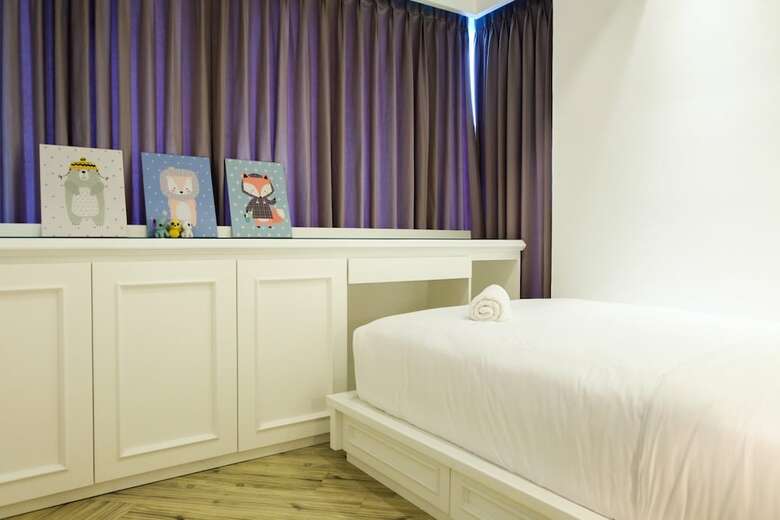 Luxurious 2br Apartment @grand Kamala Lagoon