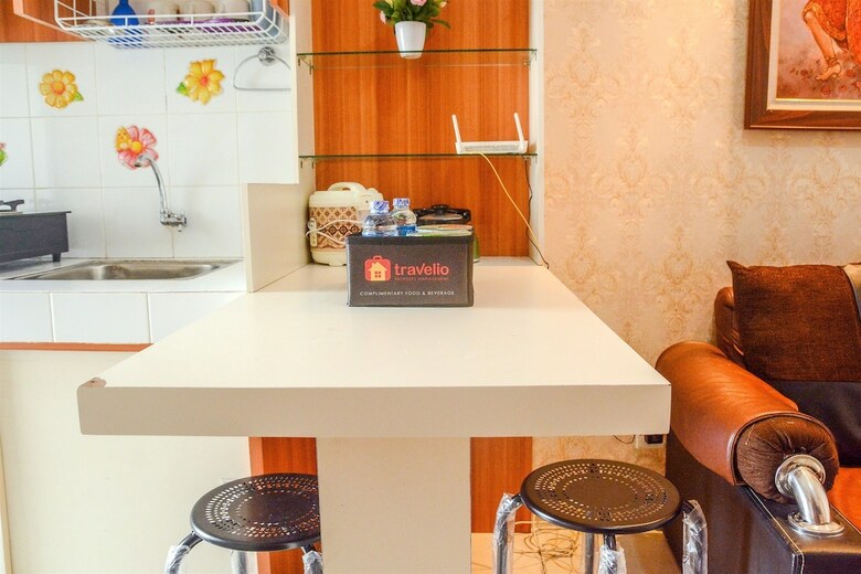 2br Homey Green Palace Kalibata Apartment