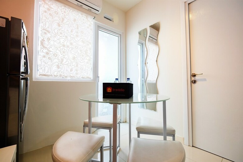 Modern 1br Apartment @ Green Pramuka