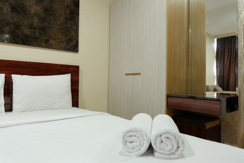 Modern Chic Studio Menteng Park Apartment